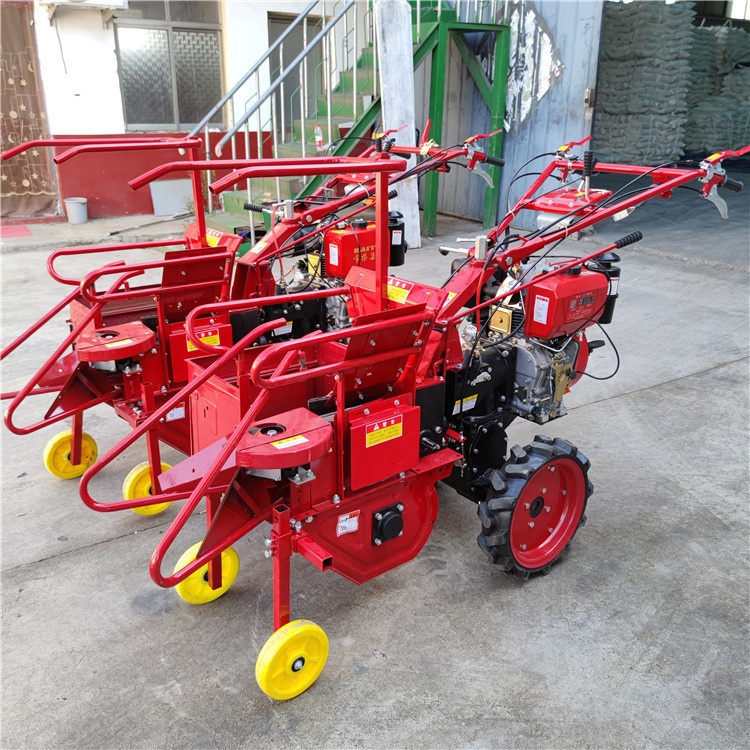 عالية الكفاءة الصينية سعر المص - مراجعة Combine Harvester Mini وسعره