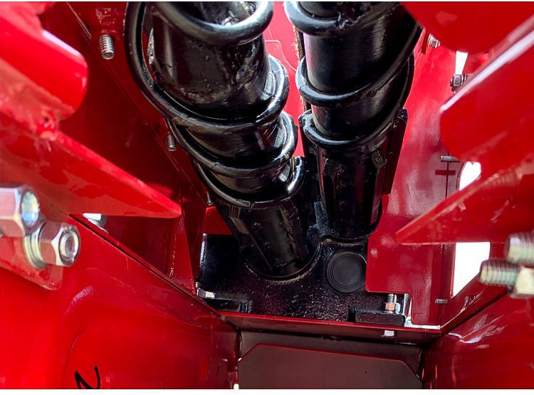عالية الكفاءة الصينية سعر المص - مراجعة Combine Harvester Mini وسعره